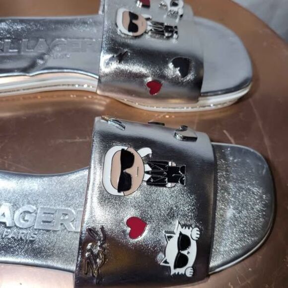 Karl Lagerfeld Paris Women's Jeslyn Embellished Slide Sandals Silver (Size 9) - Picture 2 of 4